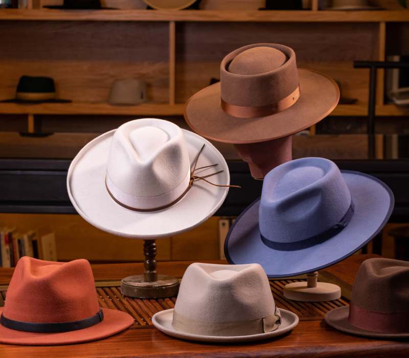 <b><p style="font-size: 30px;">CUSTOM FELT HAT</p></b>